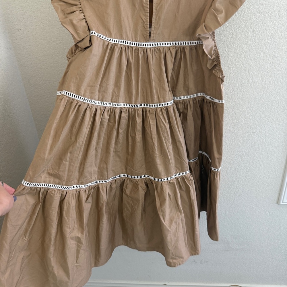 EN SAISON Edna Ruffle Tiered Babydoll mini Dress tan flowy boho size S - Picture 6 of 9